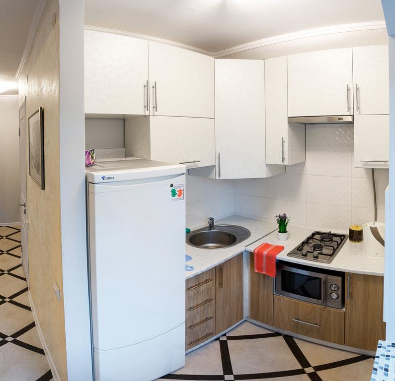 Chornovola Avenue Apartment 利沃夫 外观 照片
